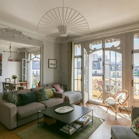 Spacious And Warm * Paris